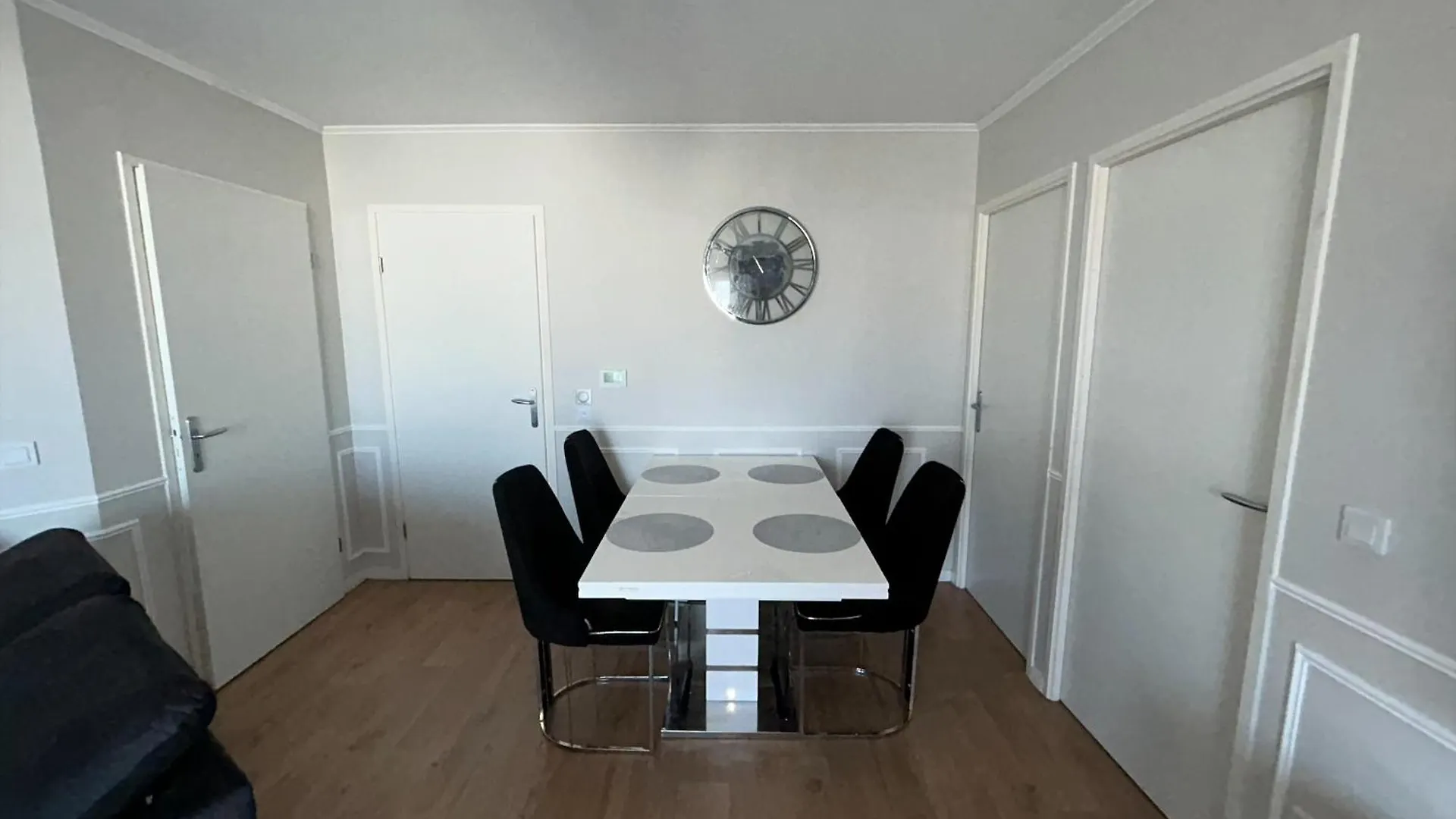Lima House Apartment Goussainville